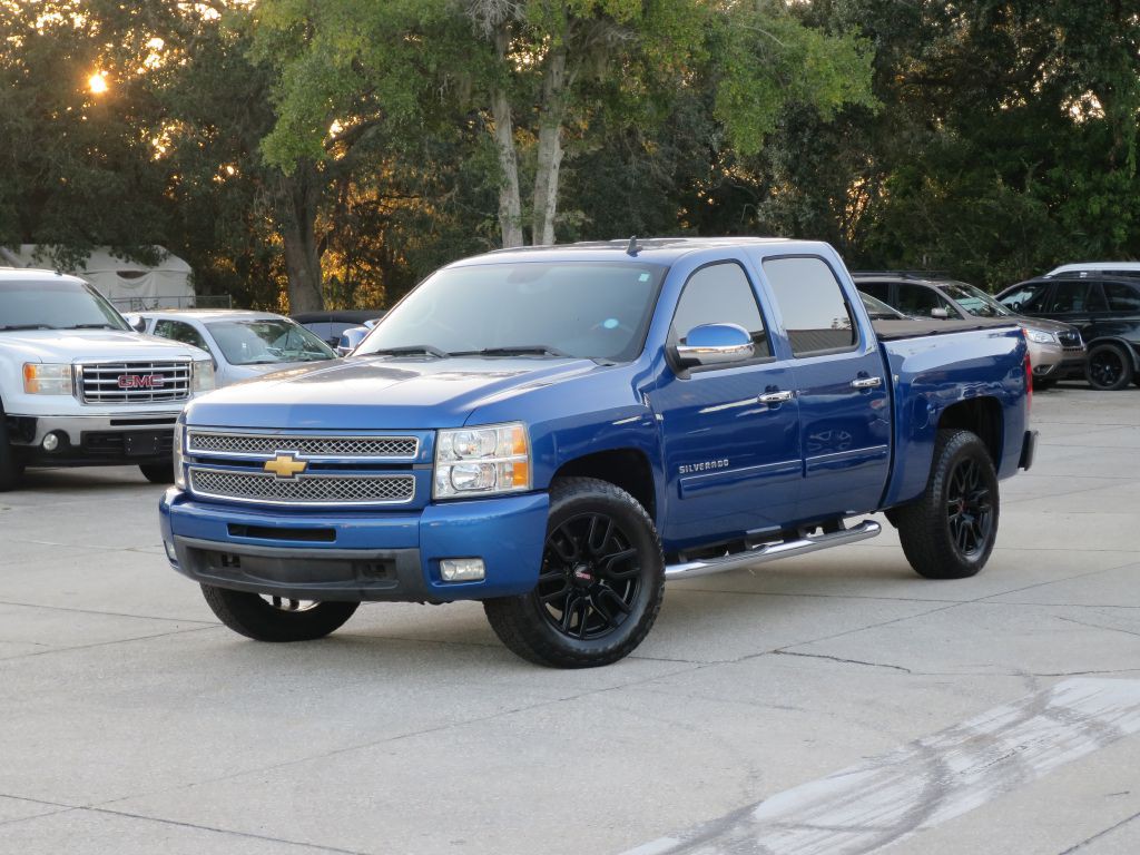 2013 Chevrolet Silverado 1500 Image 1