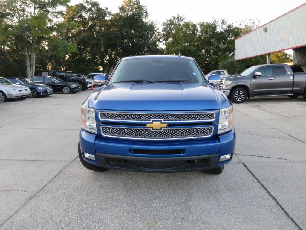 2013 Chevrolet Silverado 1500 Image 2