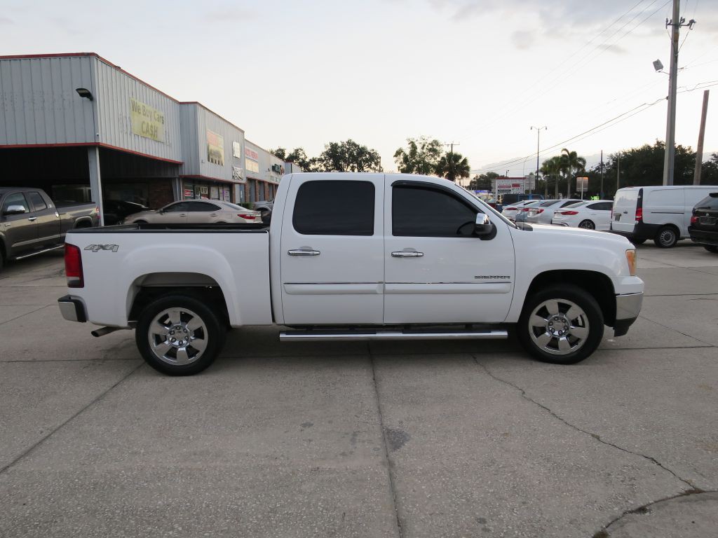 2011 GMC Sierra Image 4