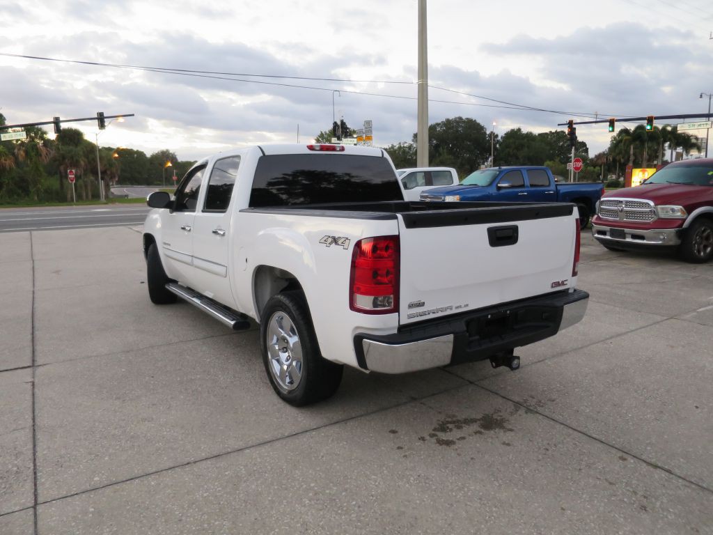 2011 GMC Sierra Image 7
