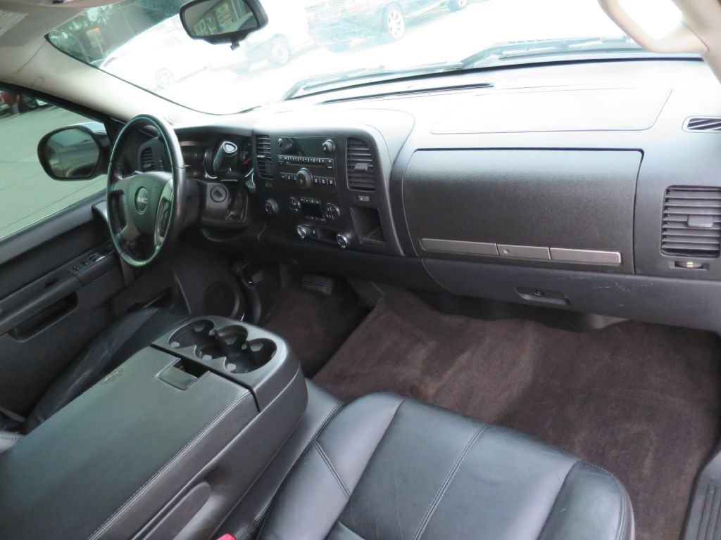 2011 GMC Sierra Image 13