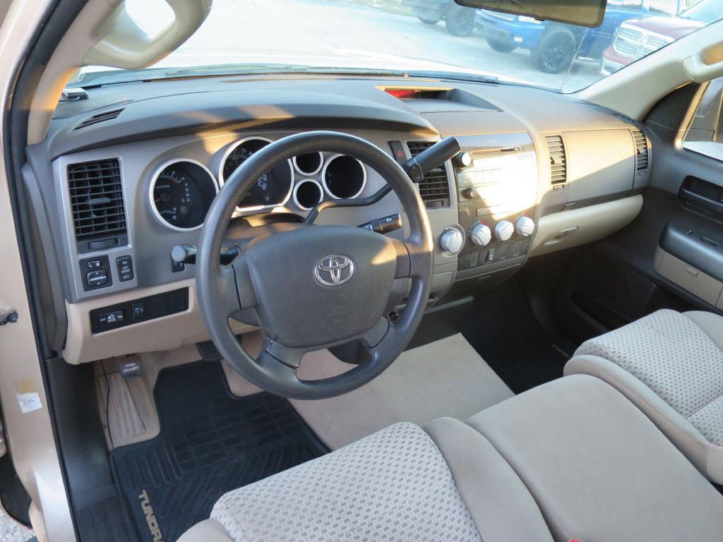 2010 Toyota Tundra Image 9