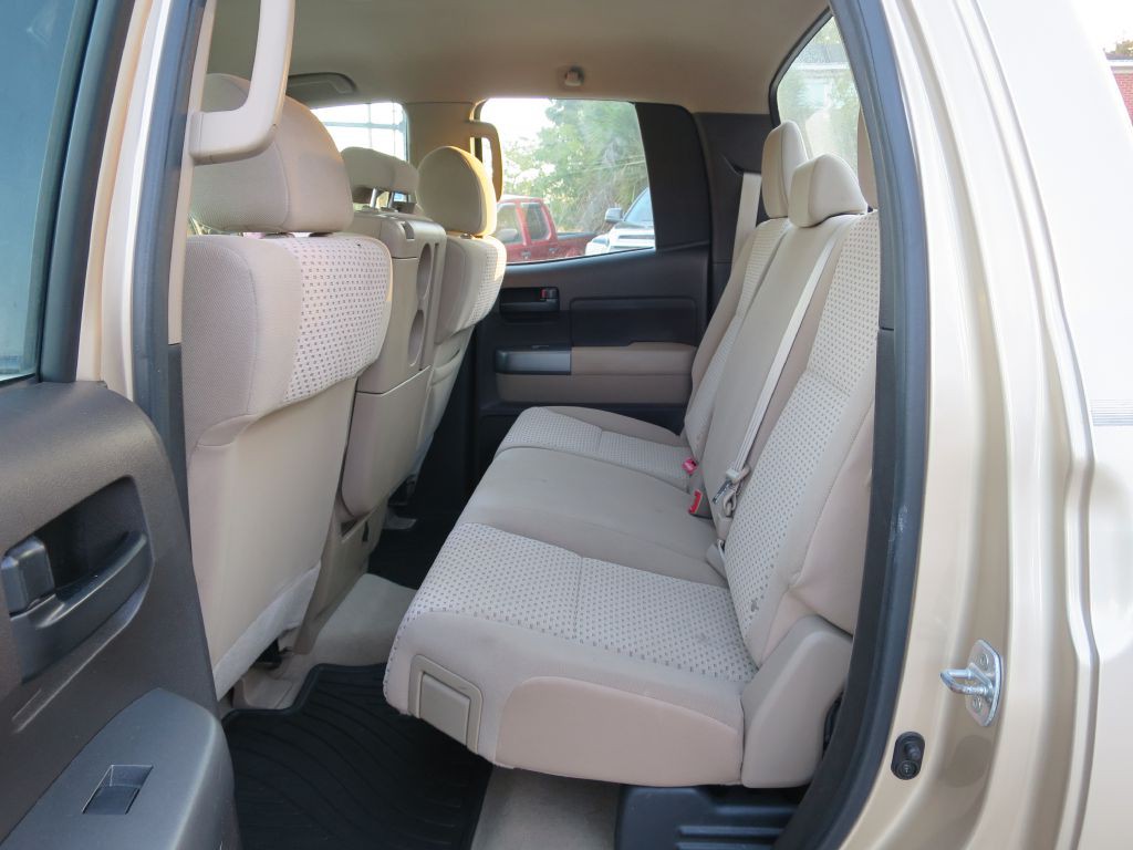 2010 Toyota Tundra Image 11