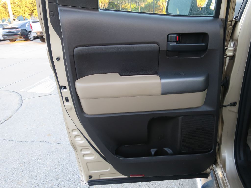 2010 Toyota Tundra Image 17