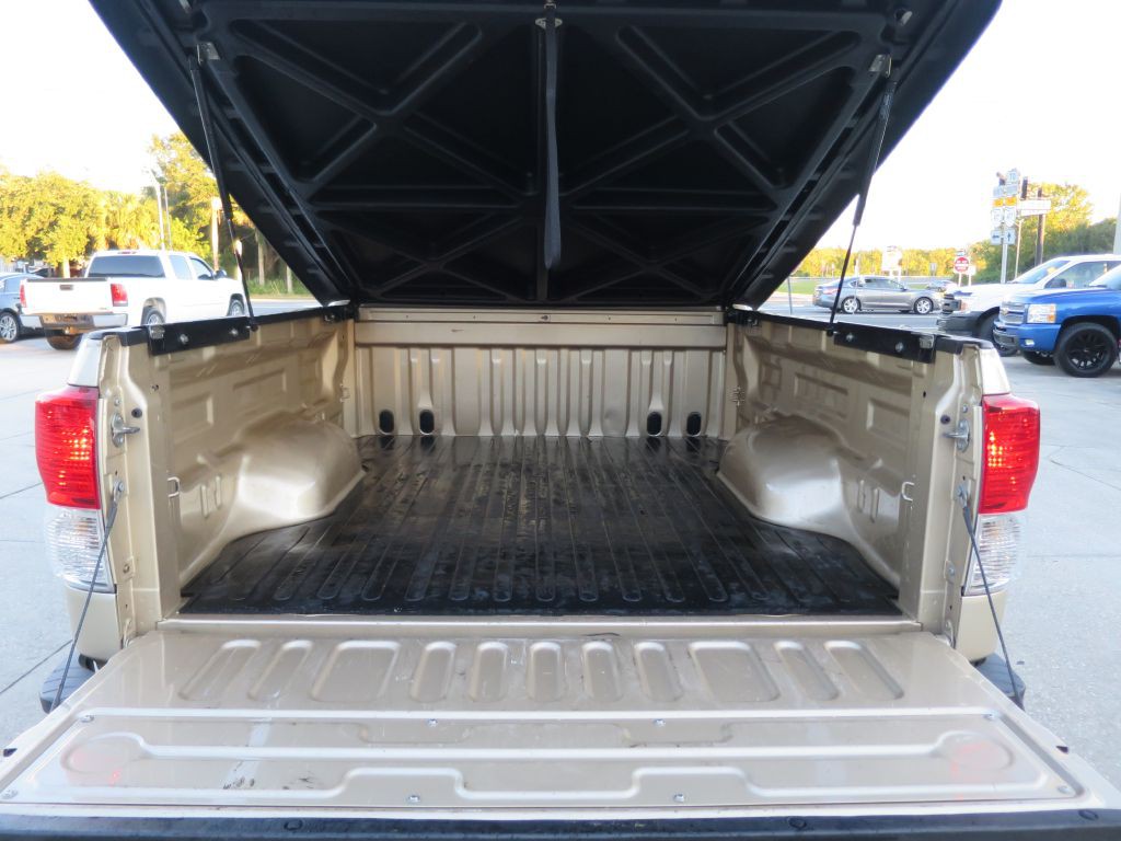 2010 Toyota Tundra Image 25