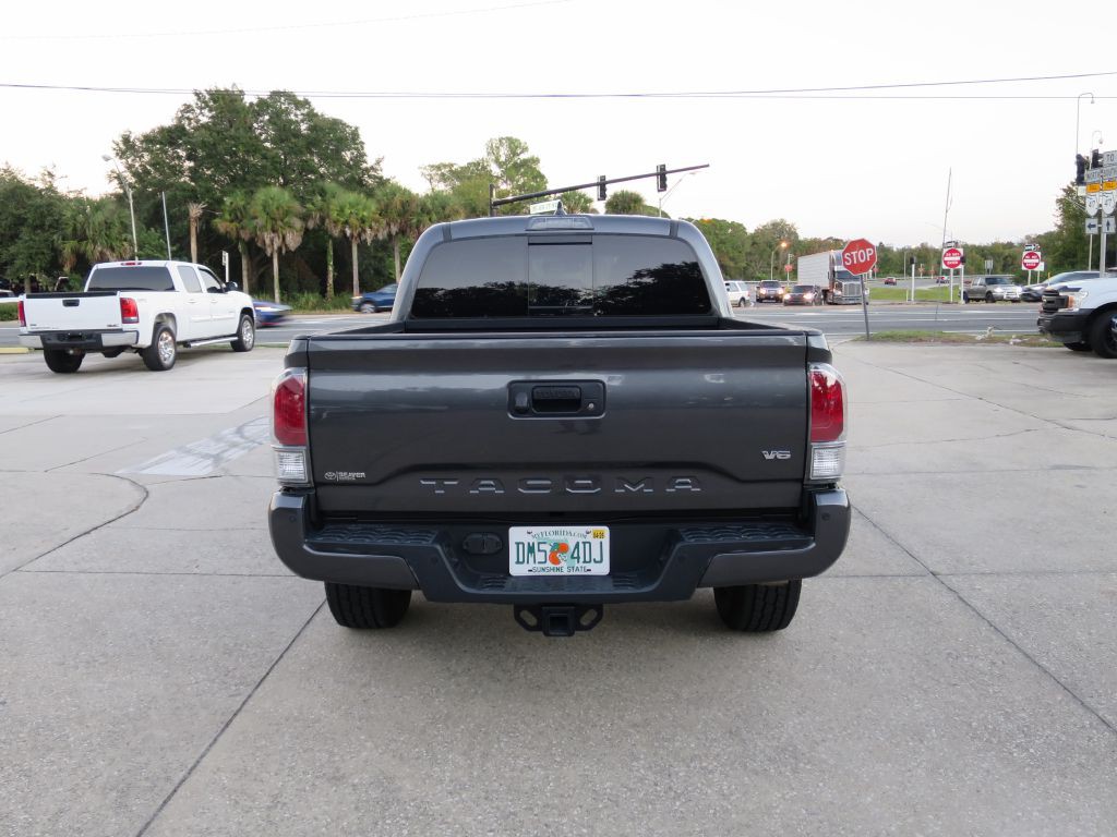2020 Toyota Tacoma Image 6