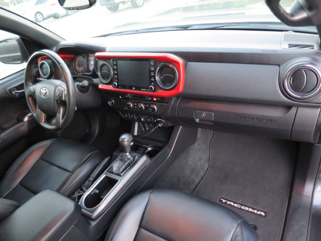 2020 Toyota Tacoma Image 13