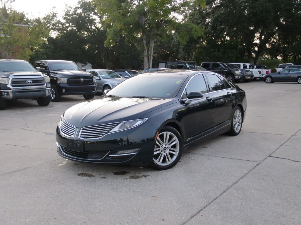 2014 Lincoln MKZ Image 1