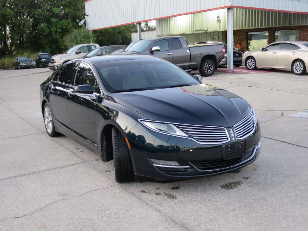 2014 Lincoln MKZ Image 3