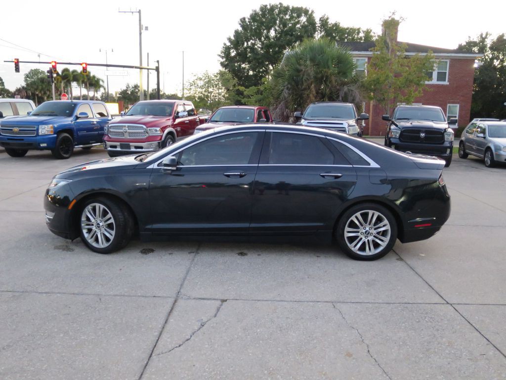 2014 Lincoln MKZ Image 8