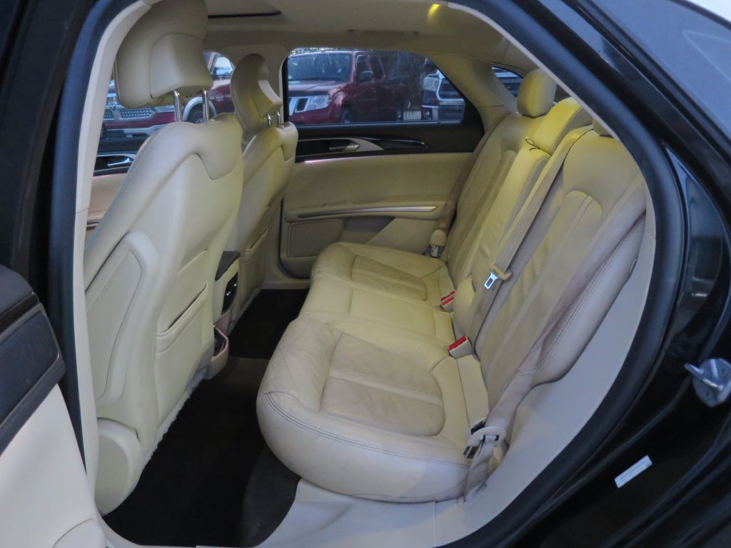 2014 Lincoln MKZ Image 11