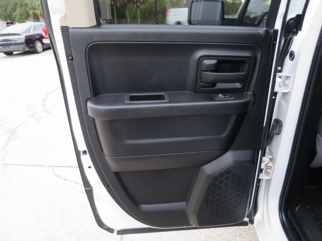 2014 RAM 1500 Image 18