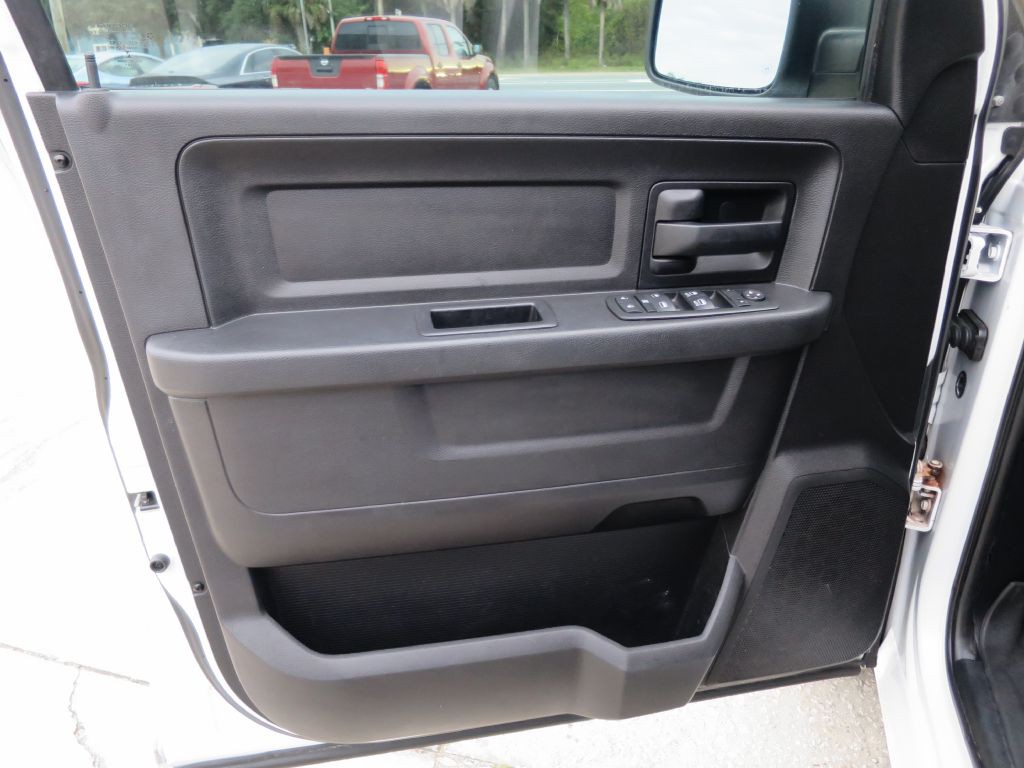 2014 RAM 1500 Image 19