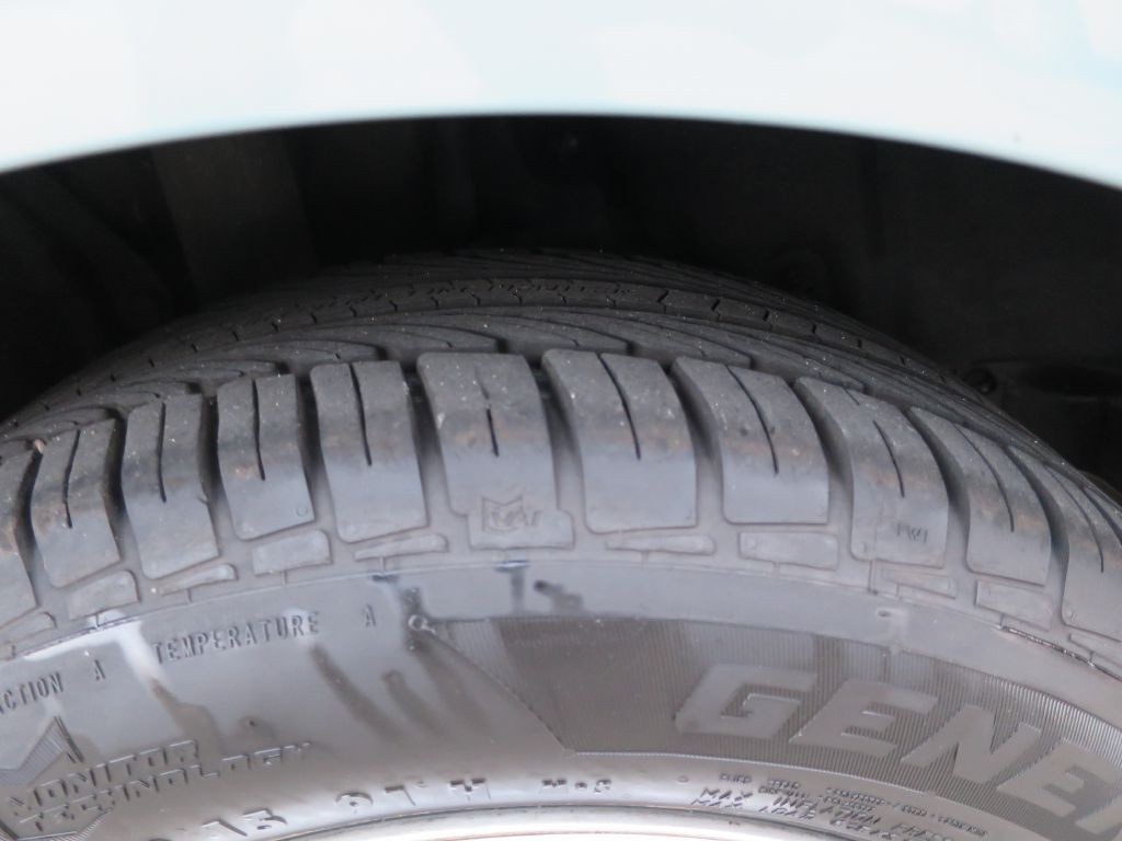 2016 Toyota Prius Image 32