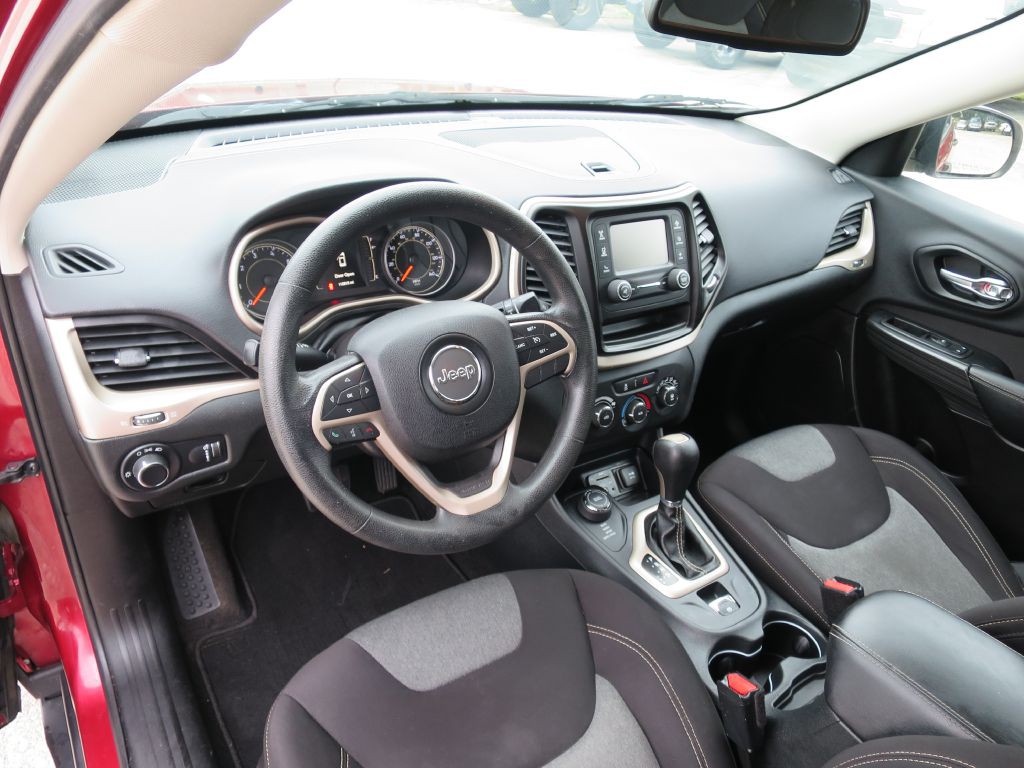 2015 Jeep Cherokee Image 8