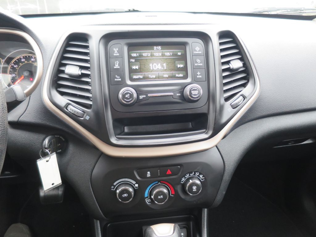 2015 Jeep Cherokee Image 22