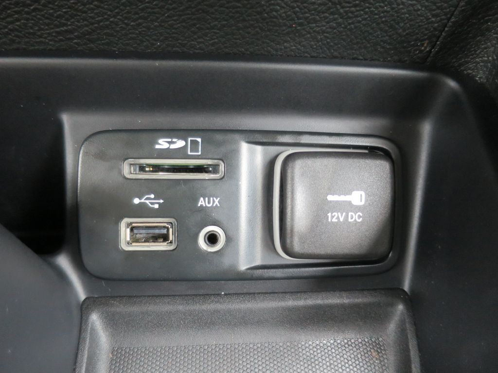 2015 Jeep Cherokee Image 23