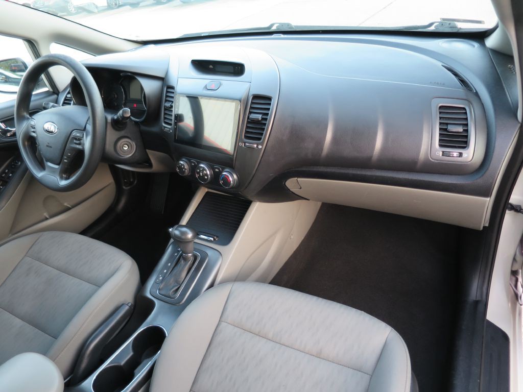 2015 Kia Forte Image 13
