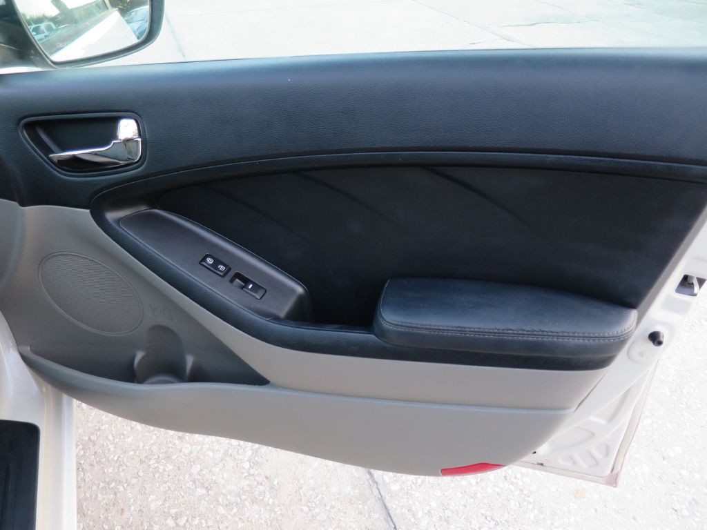 2015 Kia Forte Image 15