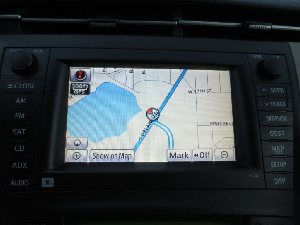 2011 Toyota Prius Image 27