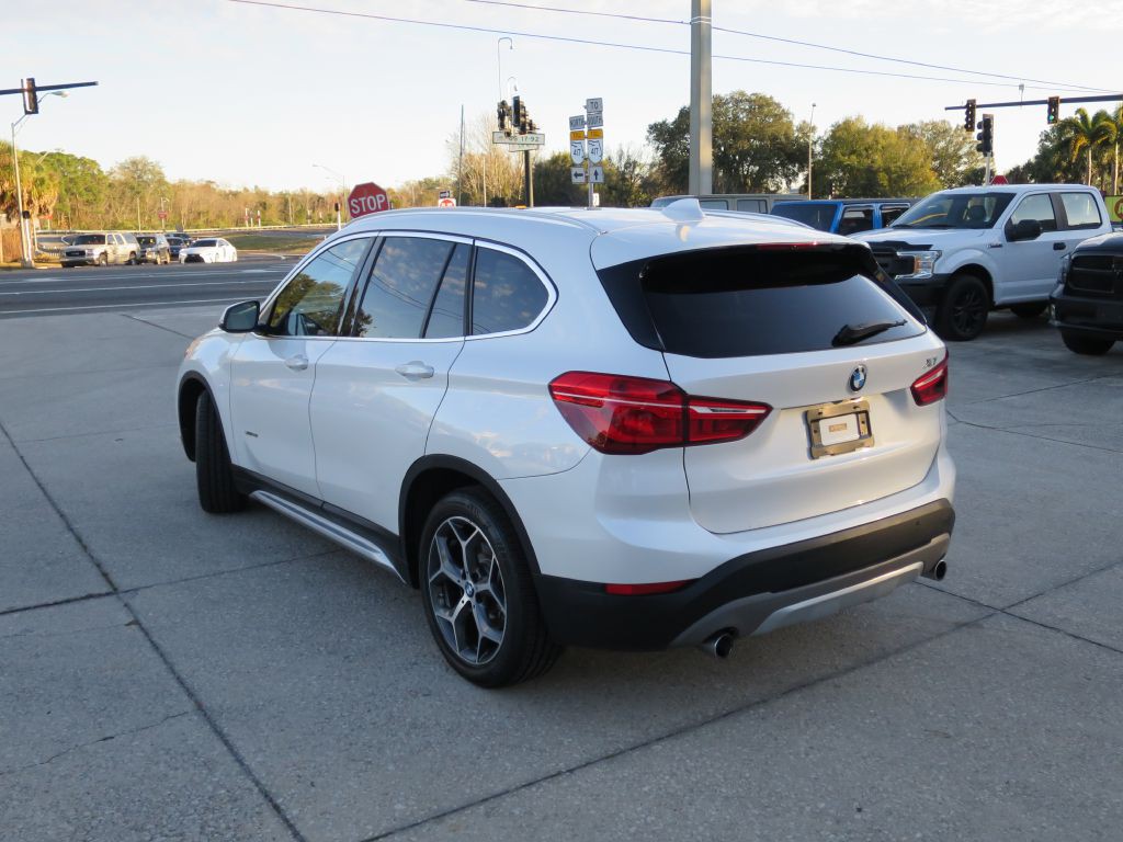 2017 BMW X1 Image 7