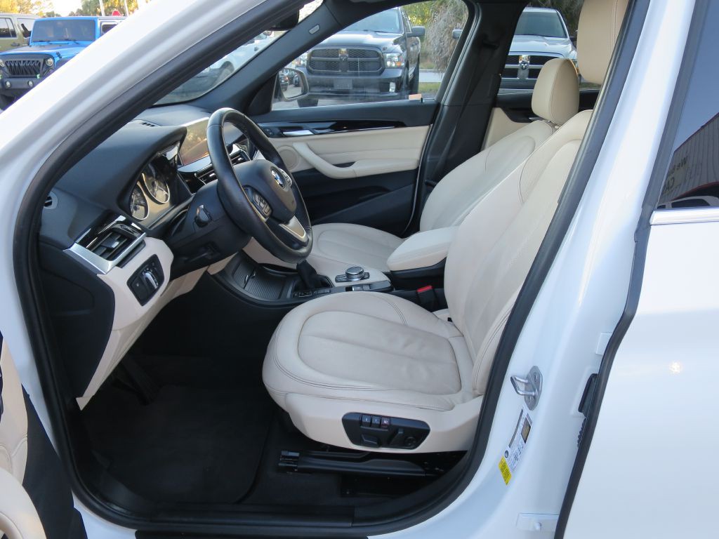 2017 BMW X1 Image 10