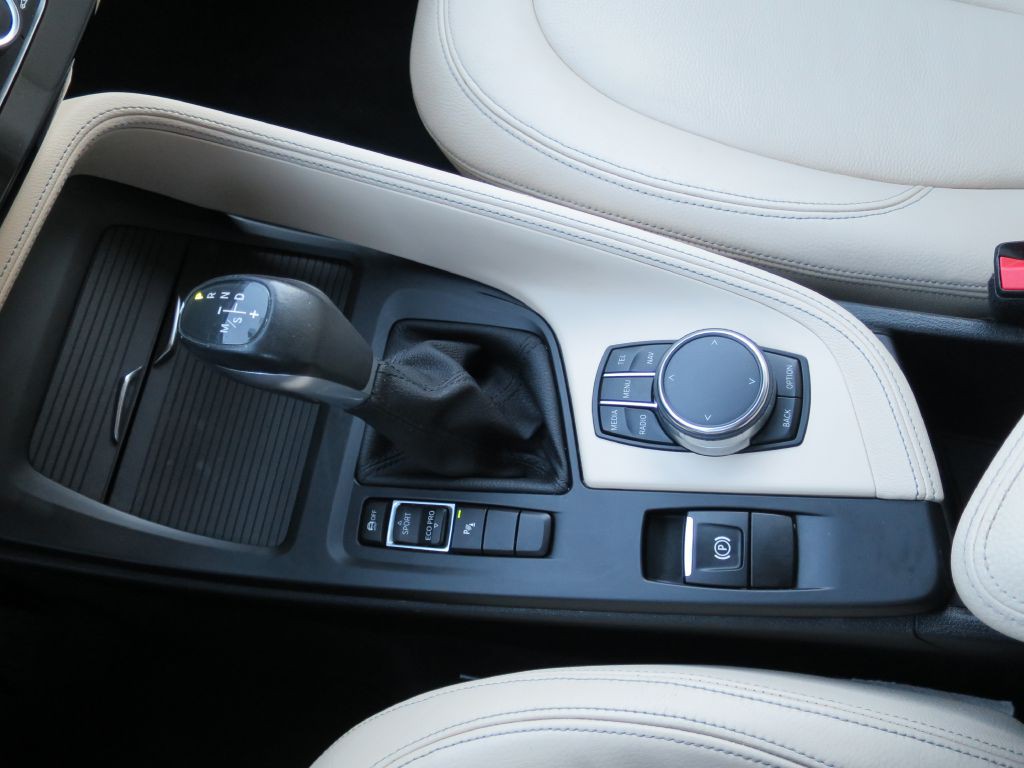 2017 BMW X1 Image 26