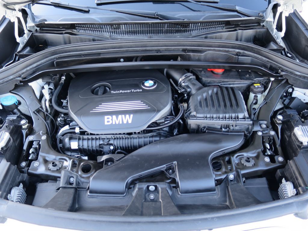 2017 BMW X1 Image 28