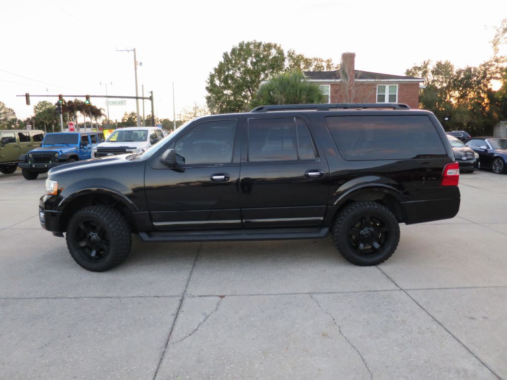 2017 Ford Expedition Image 8