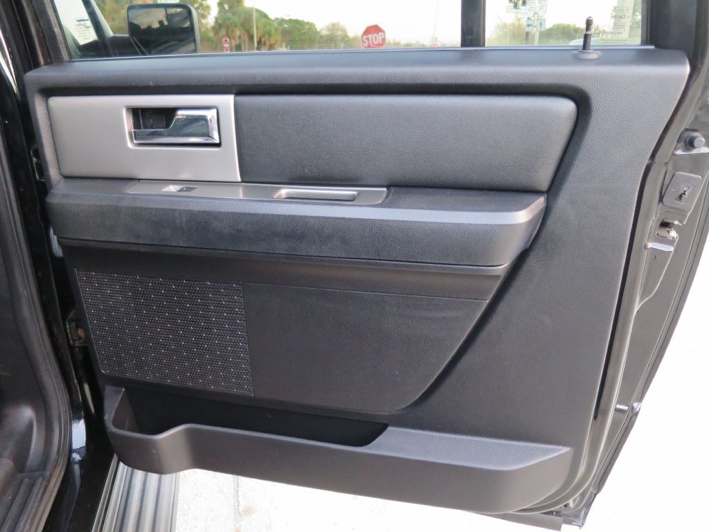 2017 Ford Expedition Image 18