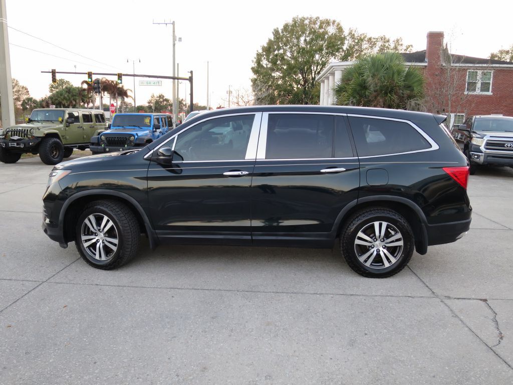 2017 Honda Pilot Image 8