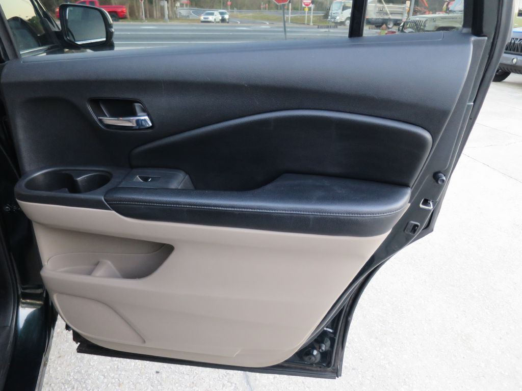 2017 Honda Pilot Image 18