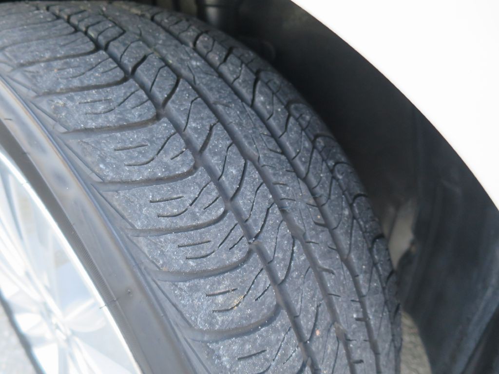 2013 Toyota Avalon Image 29