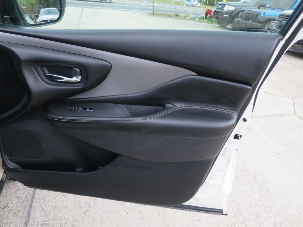 2021 Nissan Murano Image 16