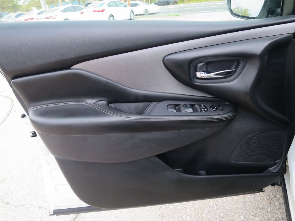 2021 Nissan Murano Image 19