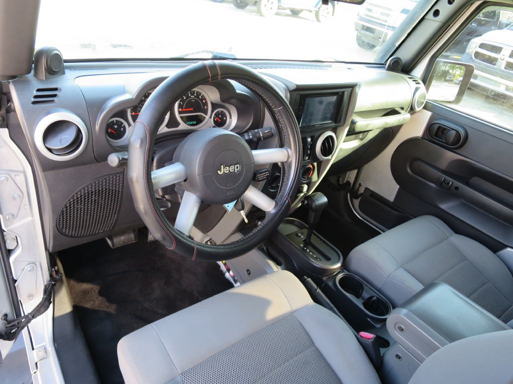 2009 Jeep Wrangler Unlimited Image 9