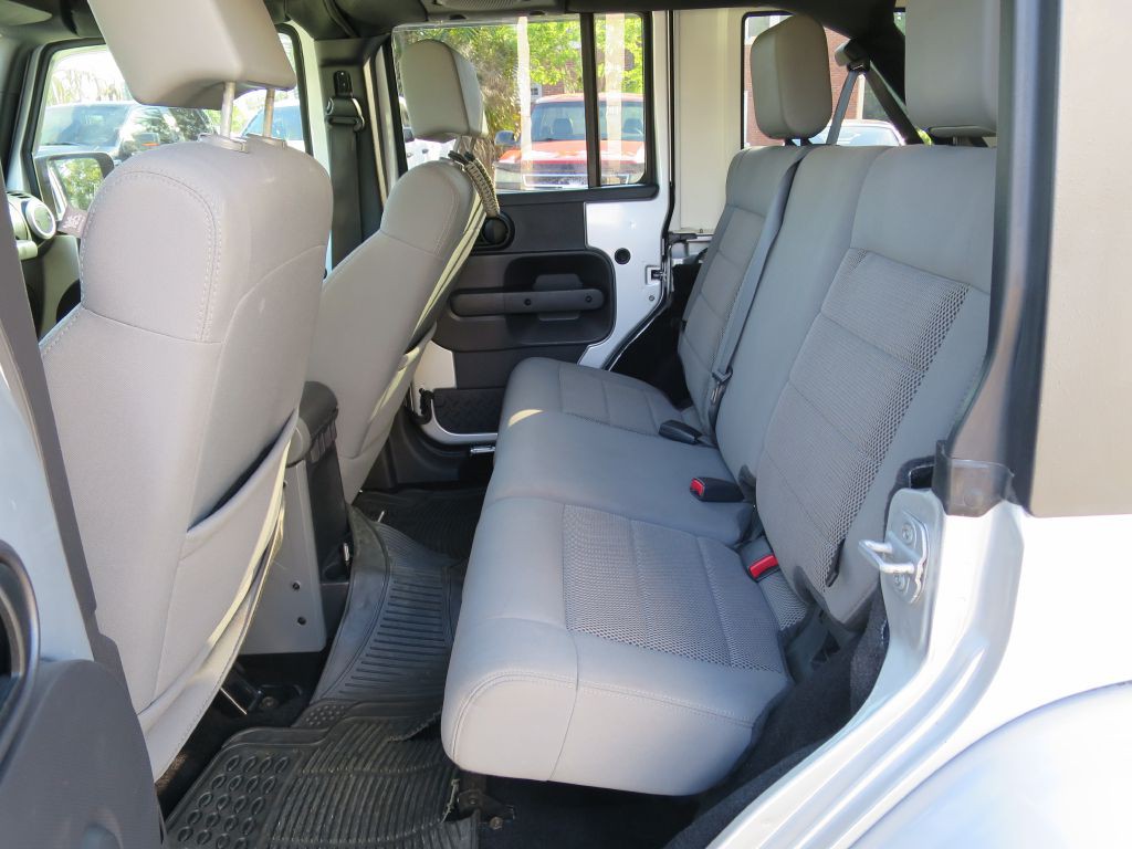 2009 Jeep Wrangler Unlimited Image 11