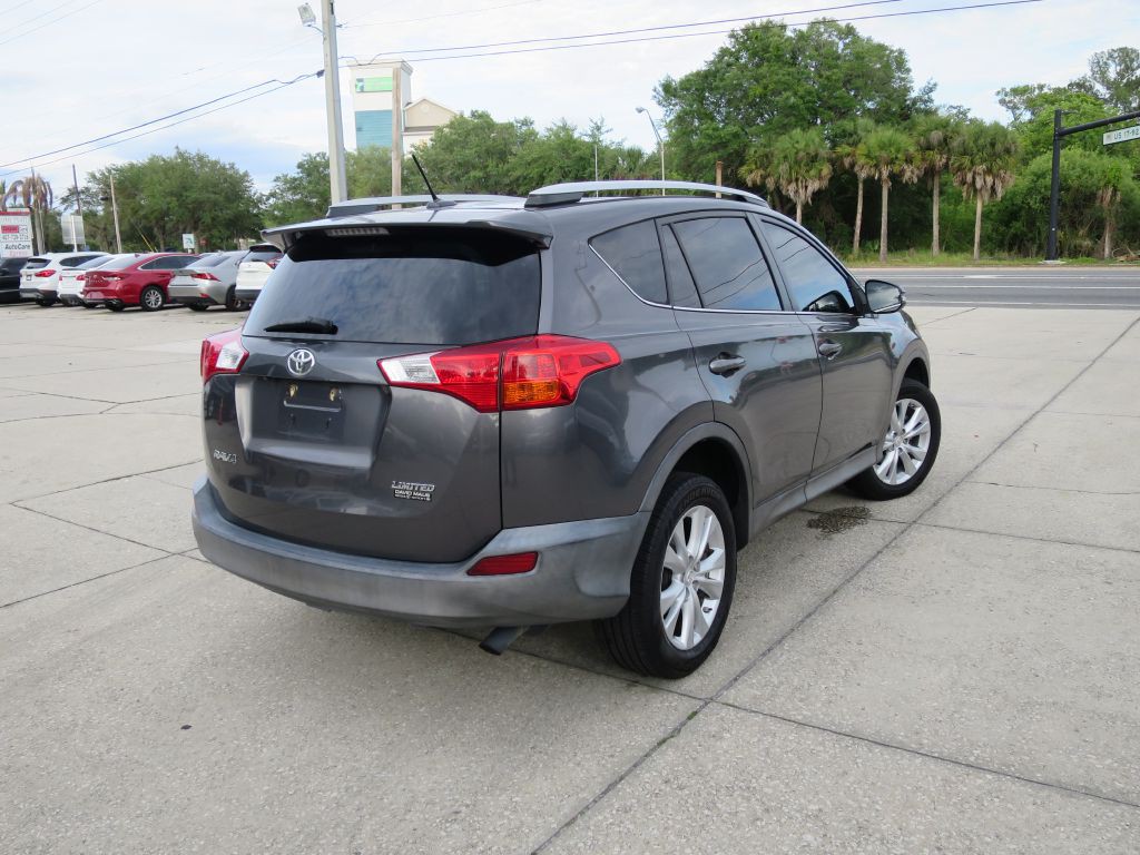 2014 Toyota Rav4 Image 5