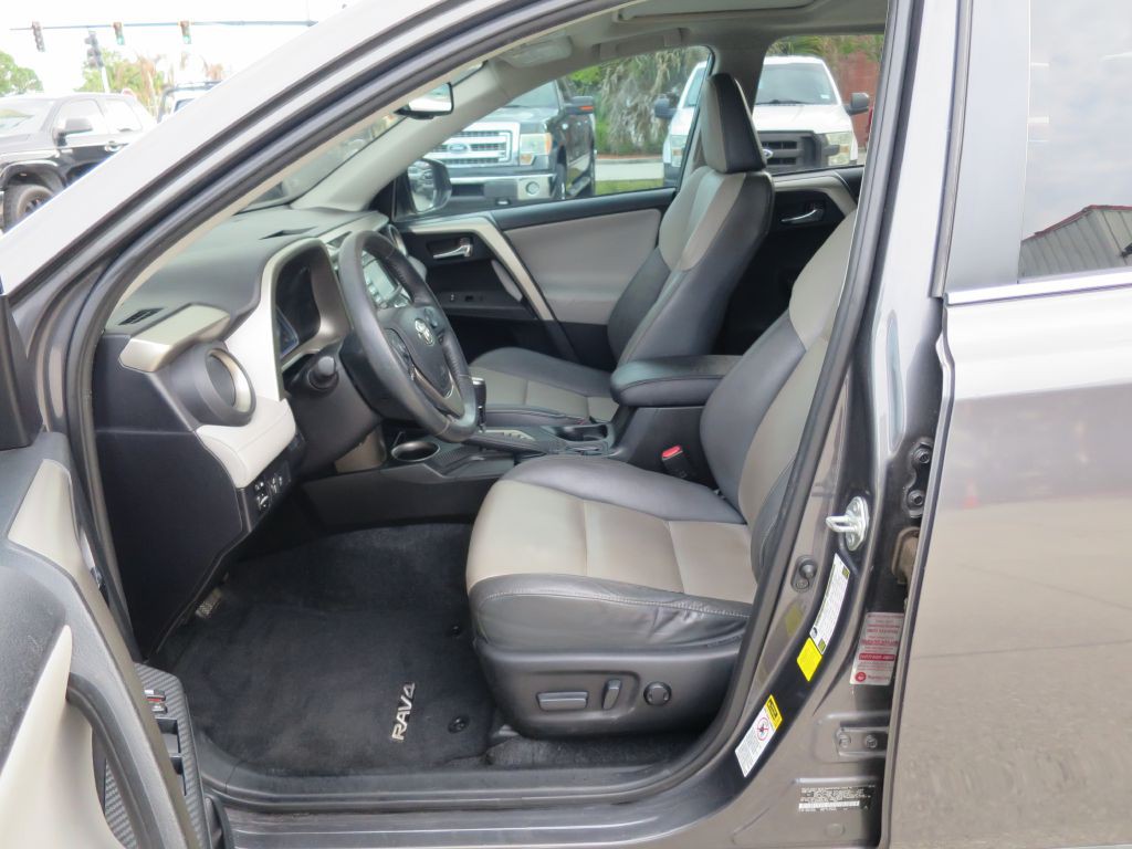 2014 Toyota Rav4 Image 10