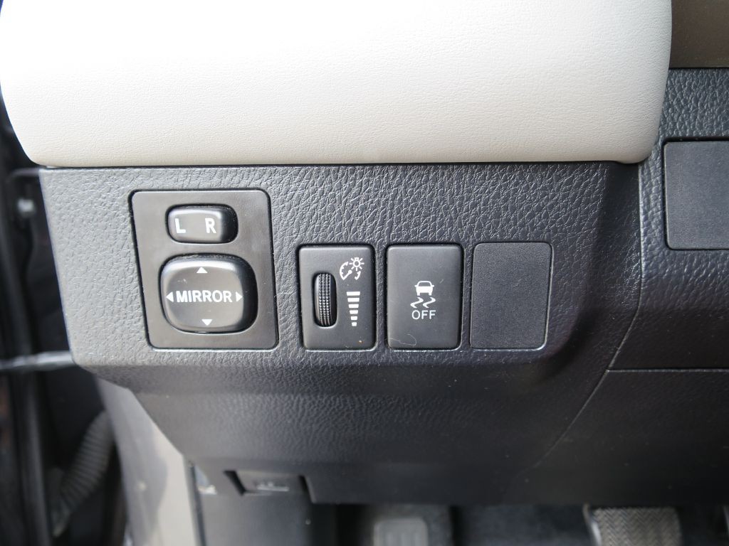 2014 Toyota Rav4 Image 20