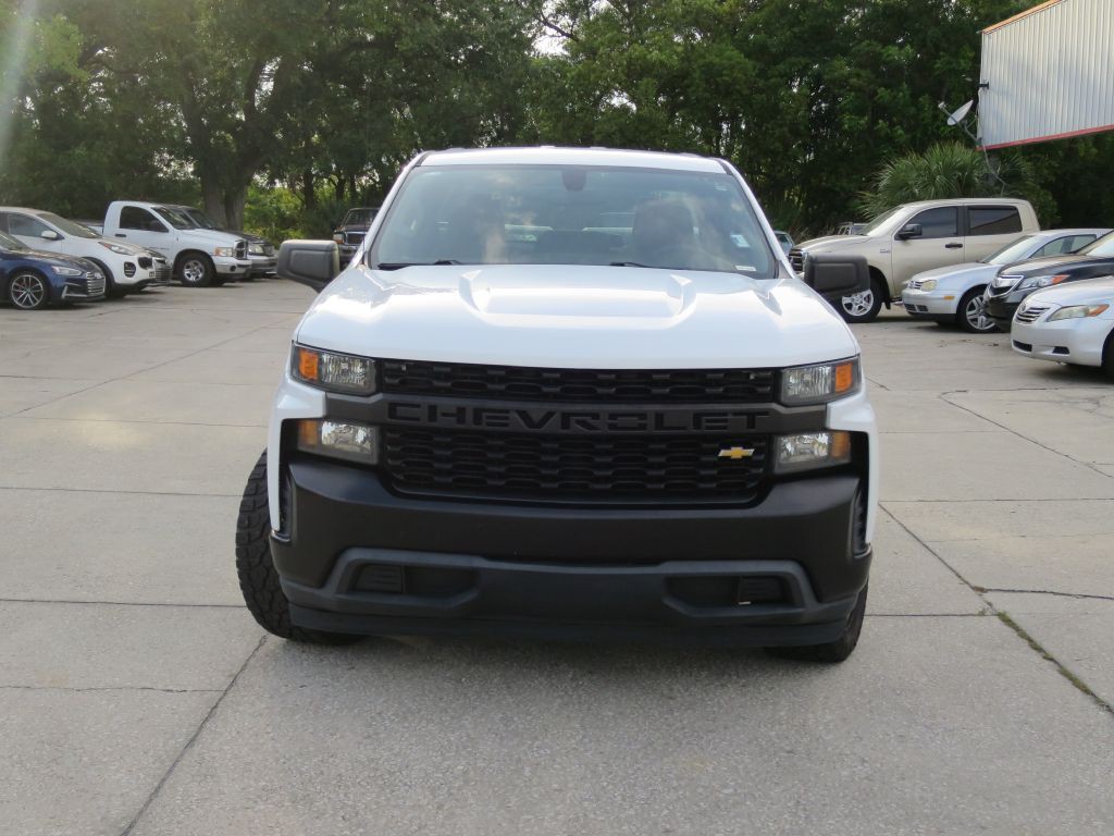 2021 Chevrolet Silverado 1500 Image 2