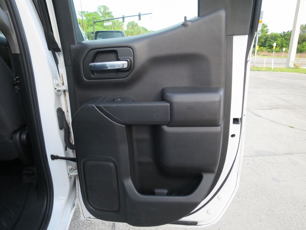 2021 Chevrolet Silverado 1500 Image 17