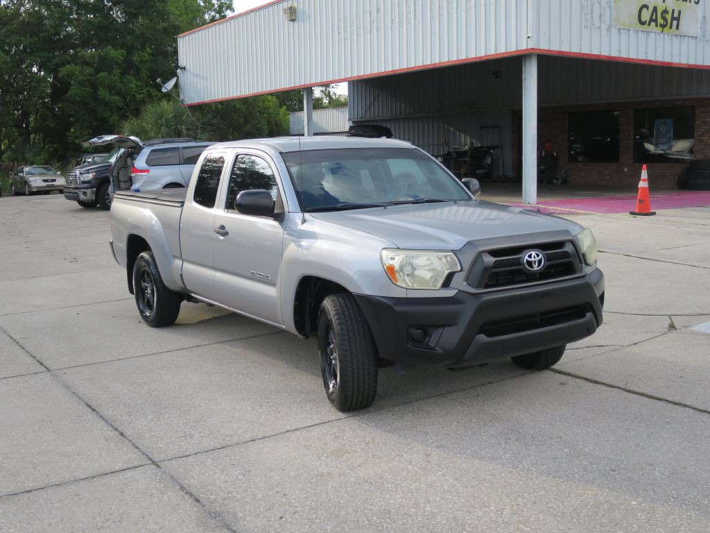 2015 Toyota Tacoma Image 3