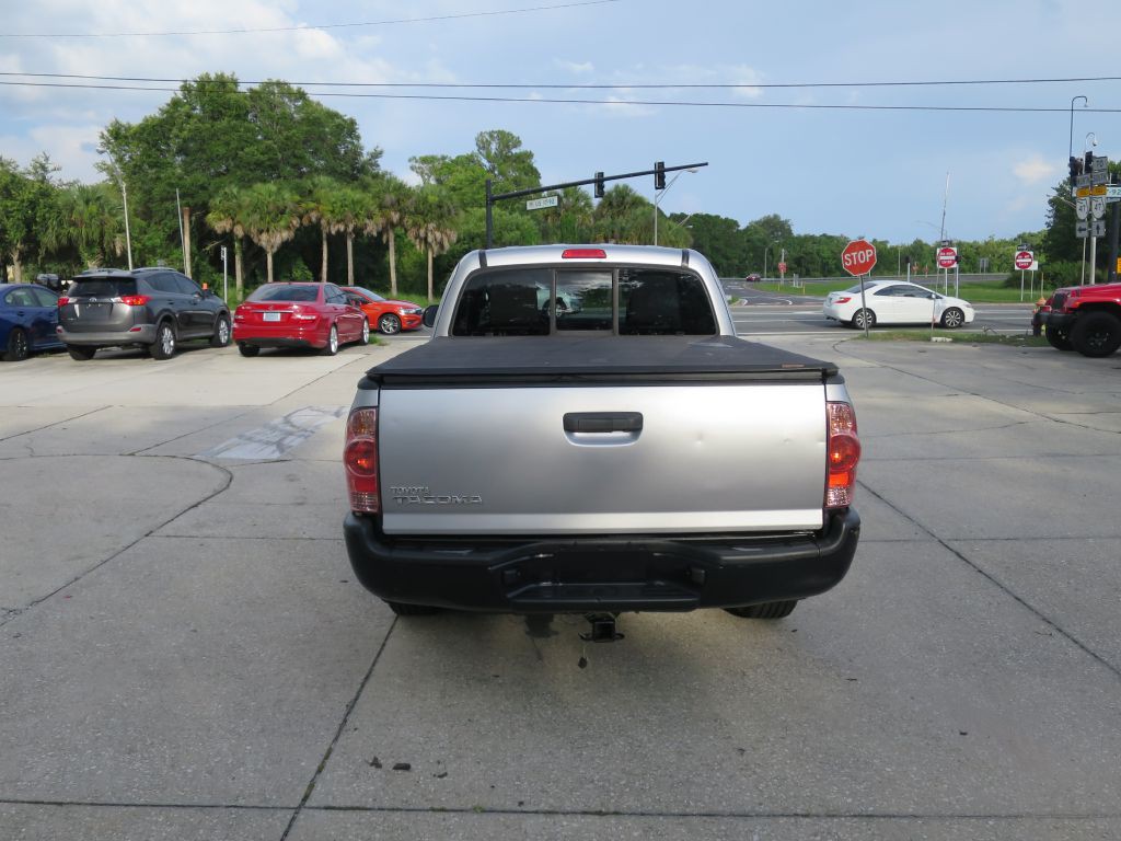 2015 Toyota Tacoma Image 6