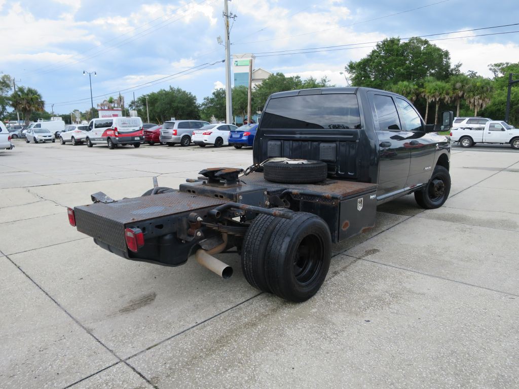 2021 RAM 3500 Image 5