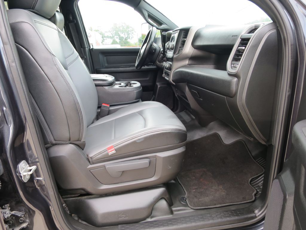 2021 RAM 3500 Image 14