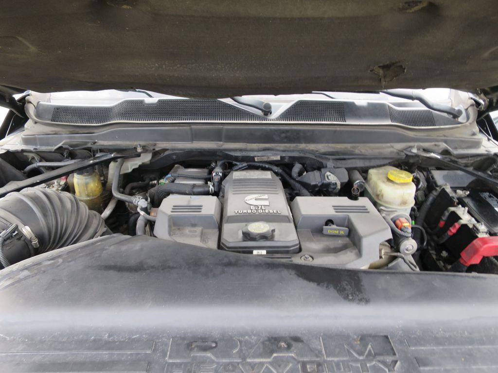 2021 RAM 3500 Image 24