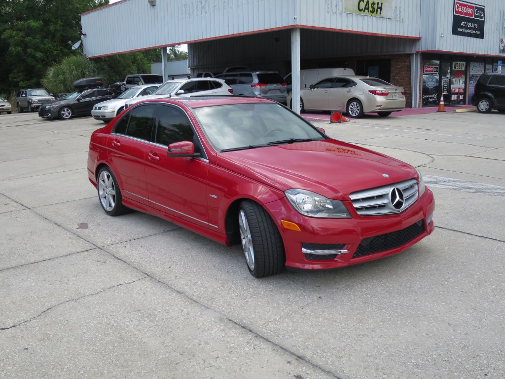 2012 Mercedes-Benz C-Class Image 3