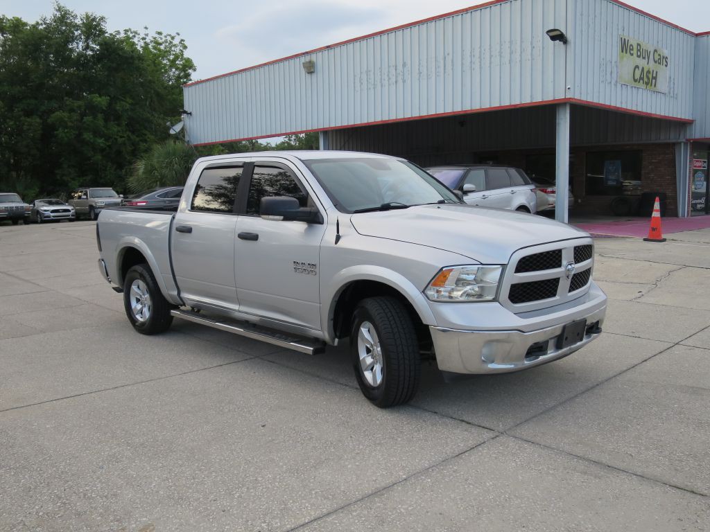 2014 RAM 1500 Image 3