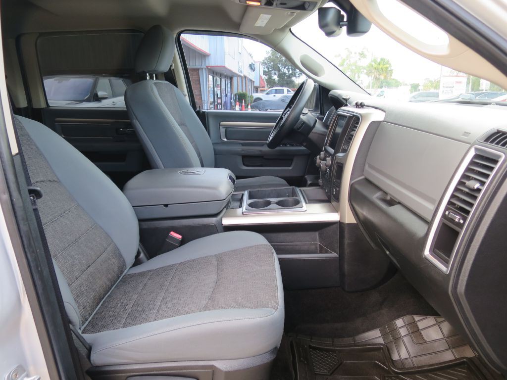 2014 RAM 1500 Image 15